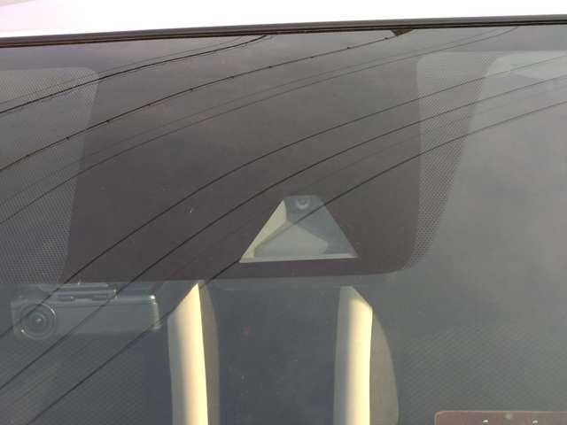 ノート 1.2 X 純正ナビ/エマブレ踏み間違い防止/バックモニター 前方の車両や歩行者との衝突回避をサポートするエマージェンシーブレーキを搭載したノートです。さらに踏み間違い防止アシストも付いて安全装備が充実(10枚目)