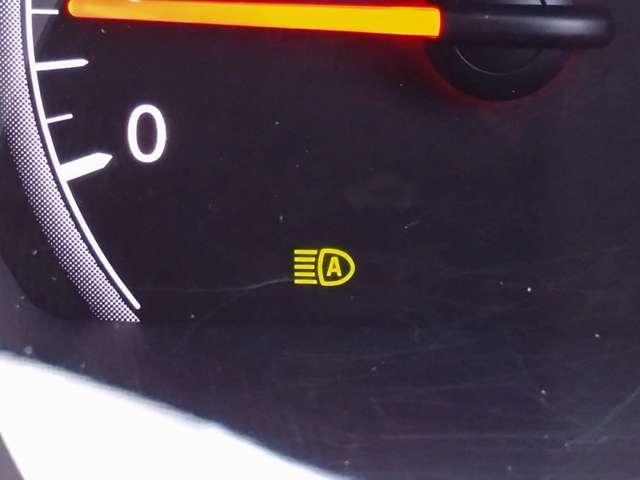 ノート 1.2 X 純正ナビ/エマブレ踏み間違い防止/バックモニター 前方の車両や歩行者との衝突回避をサポートするエマージェンシーブレーキを搭載したノートです。さらに踏み間違い防止アシストも付いて安全装備が充実(14枚目)