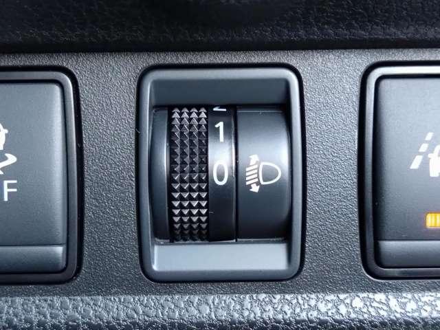 ノート 1.2 X 純正ナビ/エマブレ踏み間違い防止/バックモニター 前方の車両や歩行者との衝突回避をサポートするエマージェンシーブレーキを搭載したノートです。さらに踏み間違い防止アシストも付いて安全装備が充実(52枚目)