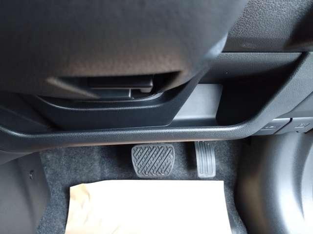 ノート 1.2 X 純正ナビ/エマブレ踏み間違い防止/バックモニター 前方の車両や歩行者との衝突回避をサポートするエマージェンシーブレーキを搭載したノートです。さらに踏み間違い防止アシストも付いて安全装備が充実(53枚目)