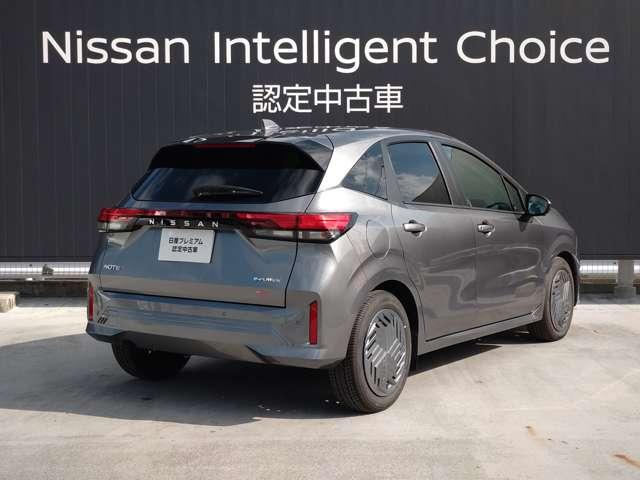 ノート X 9インチナビ/アラウンドビューモニター/後側方車両検知警報 力強さ、なめらかさ、静かさ、すべてが進化した電気の走り。全方位運転支援システムが安心感を後押しする第二世代e-POWERノート(2枚目)