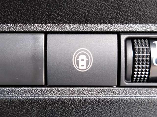 ノート X 9インチナビ/アラウンドビューモニター/後側方車両検知警報 力強さ、なめらかさ、静かさ、すべてが進化した電気の走り。全方位運転支援システムが安心感を後押しする第二世代e-POWERノート(12枚目)