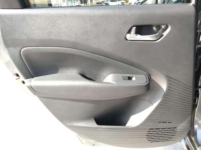 ノート X 9インチナビ/アラウンドビューモニター/後側方車両検知警報 力強さ、なめらかさ、静かさ、すべてが進化した電気の走り。全方位運転支援システムが安心感を後押しする第二世代e-POWERノート(28枚目)