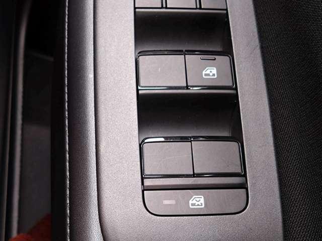 ノート X 9インチナビ/アラウンドビューモニター/後側方車両検知警報 力強さ、なめらかさ、静かさ、すべてが進化した電気の走り。全方位運転支援システムが安心感を後押しする第二世代e-POWERノート(72枚目)