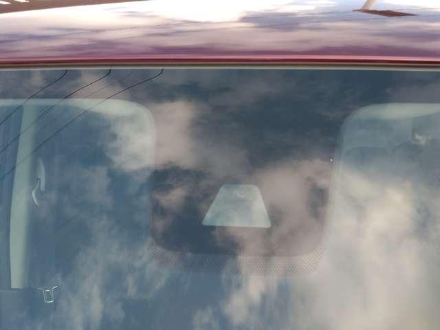 ルークス 660 ハイウェイスターX プロパイロットエディション 元試乗車/スマートルームミラー/両側電動ス 自動車専用道路で先行車両との車間距離を一定に保つようにハンドル操作を支援し、ドライバーの運転をサポートする、同一車線運転支援技術「プロパイロット」搭載(11枚目)