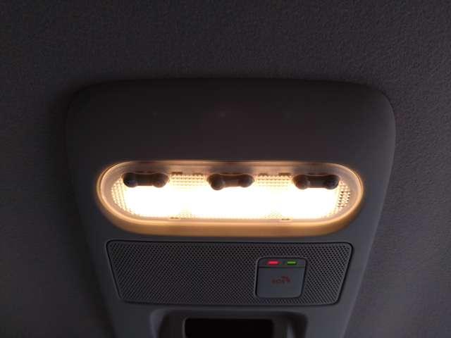 ルークス 660 ハイウェイスターX プロパイロットエディション 元試乗車/スマートルームミラー/両側電動ス 自動車専用道路で先行車両との車間距離を一定に保つようにハンドル操作を支援し、ドライバーの運転をサポートする、同一車線運転支援技術「プロパイロット」搭載(70枚目)