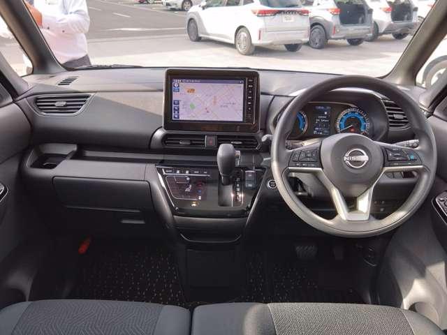 ルークス ６６０　ハイウェイスターＸ　プロパイロットエディション　元試乗車／両側電動スライドドア／アラウンドビュー　自動車専用道路で先行車両との車間距離を一定に保つようにハンドル操作を支援し、ドライバーの運転をサポートする、同一車線運転支援技術「プロパイロット」搭載（4枚目）