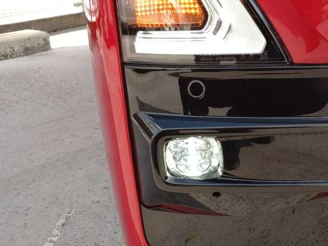 ルークス ６６０　ハイウェイスターＸ　プロパイロットエディション　元試乗車／両側電動スライドドア／アラウンドビュー　自動車専用道路で先行車両との車間距離を一定に保つようにハンドル操作を支援し、ドライバーの運転をサポートする、同一車線運転支援技術「プロパイロット」搭載（22枚目）