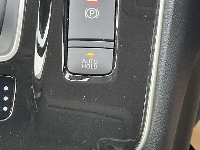 セレナ ｅ－パワー　ハイウェイスターＶ　１．２　ｅ－ＰＯＷＥＲ　ハイウェイスター　Ｖ　両側電動スライドドア／純正ナビバックモニ（13枚目）