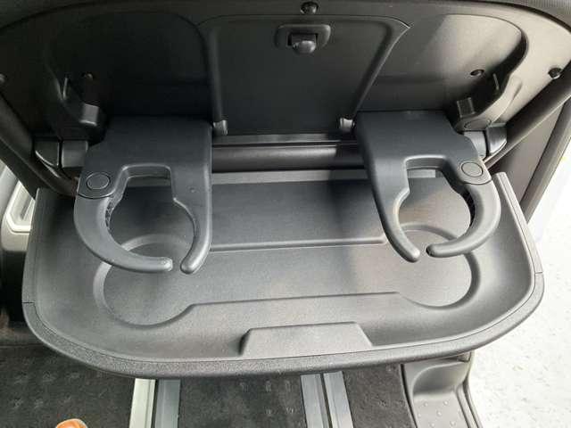 セレナ ｅ－パワー　ハイウェイスターＶ　１．２　ｅ－ＰＯＷＥＲ　ハイウェイスター　Ｖ　両側電動スライドドア／純正ナビバックモニ（31枚目）