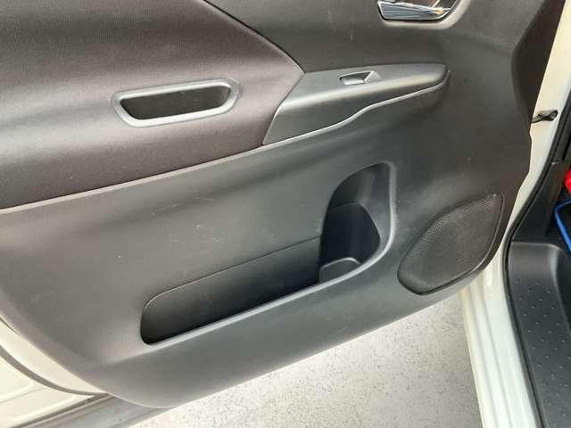 セレナ ｅ－パワー　ハイウェイスターＶ　１．２　ｅ－ＰＯＷＥＲ　ハイウェイスター　Ｖ　両側電動スライドドア／純正ナビバックモニ（48枚目）