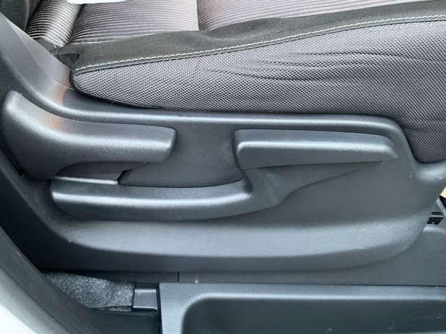 セレナ ｅ－パワー　ハイウェイスターＶ　１．２　ｅ－ＰＯＷＥＲ　ハイウェイスター　Ｖ　両側電動スライドドア／純正ナビバックモニ（62枚目）