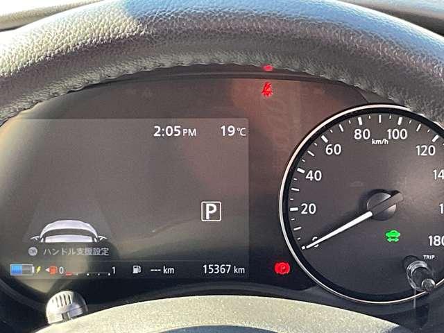 キックス 1.2 X (e-POWER) プロパイロット・純正ドライブレコーダー前(4枚目)