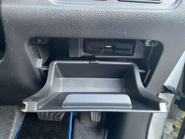 セレナ 1.2 e-POWER ハイウェイスター V プロパイロット/防水シート/LEDヘッド(18枚目)