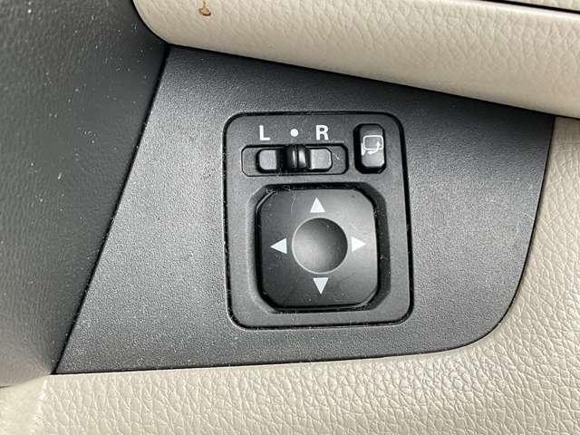 デイズルークス X 被害軽減ブレーキ 横滑防止装置 全周囲カメラ 日産純正メモリーナビ CDDVD再生 Bluetooth接続 プライバシーガラス 後席ロールサンシェイド 電動格納式ドアミラー ドラレコ前 オートエアコン(19枚目)