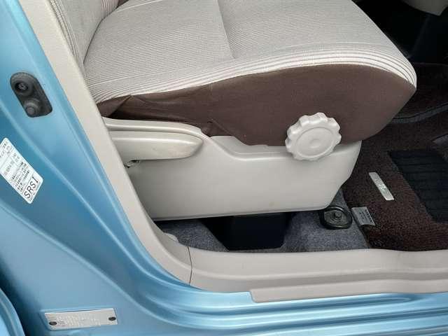 デイズルークス X 被害軽減ブレーキ 横滑防止装置 全周囲カメラ 日産純正メモリーナビ CDDVD再生 Bluetooth接続 プライバシーガラス 後席ロールサンシェイド 電動格納式ドアミラー ドラレコ前 オートエアコン(24枚目)