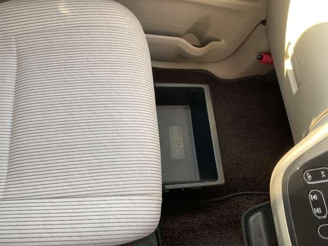 デイズルークス X 被害軽減ブレーキ 横滑防止装置 全周囲カメラ 日産純正メモリーナビ CDDVD再生 Bluetooth接続 プライバシーガラス 後席ロールサンシェイド 電動格納式ドアミラー ドラレコ前 オートエアコン(30枚目)