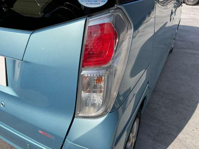 デイズルークス X 被害軽減ブレーキ 横滑防止装置 全周囲カメラ 日産純正メモリーナビ CDDVD再生 Bluetooth接続 プライバシーガラス 後席ロールサンシェイド 電動格納式ドアミラー ドラレコ前 オートエアコン(57枚目)