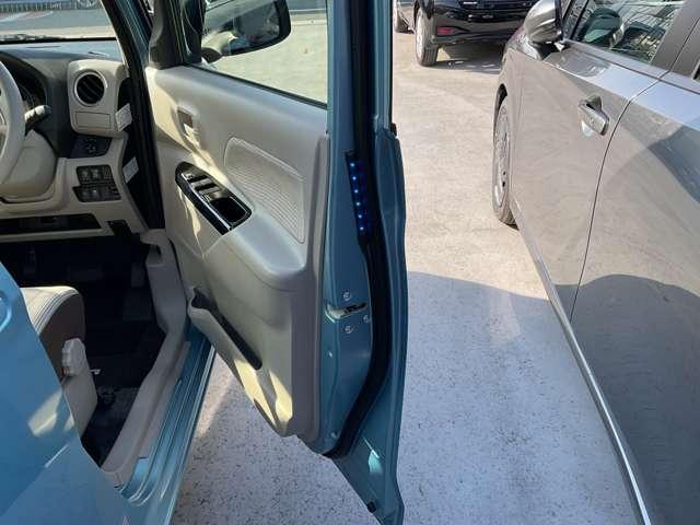 デイズルークス X 被害軽減ブレーキ 横滑防止装置 全周囲カメラ 日産純正メモリーナビ CDDVD再生 Bluetooth接続 プライバシーガラス 後席ロールサンシェイド 電動格納式ドアミラー ドラレコ前 オートエアコン(64枚目)