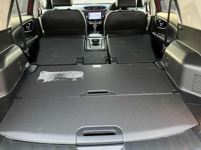 �����V�[�g��O���ɓ|���΁A�傫�ȉו����ڂ����܂�