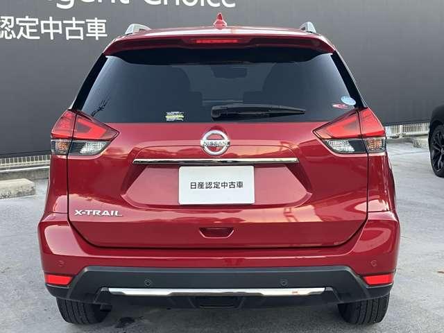 �㕔�o���p�[�ɁA��Q�������m���Ēm�点�Ă����p�[�L���O�Z���T�[�𑕔����Ă��܂��B