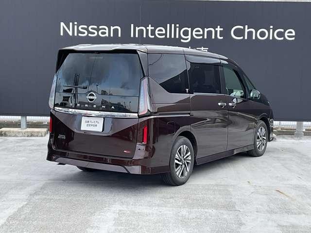 セレナ ２．０　ハイウェイスターＶ（2枚目）