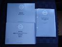 取り扱い説明書、保証書そろっています。おクルマの点検整備や保証内容がきちんと記録されているから安心です。