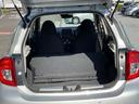 リヤシートを前方に倒せば、大きな荷物も載せられます