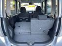 リヤシートは5:5分割で倒せます。リヤシートを前方に倒せば、大きな荷物も載せられます