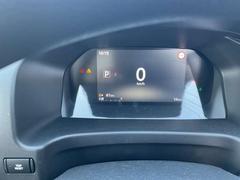 ���ԡ��ɥ᡼�������礭��ɽ�����륯�饷�å��⡼�ɤȥʥӥ��������ʤɤΥ���ƥ�Ĥ������ɽ���������緿�ǥ����ץ쥤�⡼�ɤ������ǽ�Ǥ����������줿�ǥ��������Ū�ʥ��å��ԥåȤ��Ф��ޤ��� 6