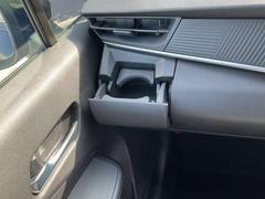 ���å���ܡ��ɤ�ξ¦�ˤ⡢�ɥ�󥯥ۥ�������������Ƥ��ޤ��� 6