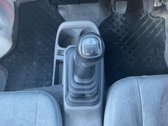 クリッパートラック ６６０　ＳＤエアコン付　４ＷＤ　パ－トタイム４ＷＤ　ＥＴＣ　運転席エア－バ（11枚目）