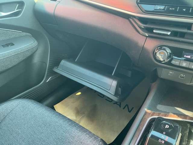 オーラ G 1.2 G プロパイロット BOSEサウンドシステム ETC LEDヘッドライト SOSコール アラウンドビュ-モニタ- エマジェンシ-ブレ-キ(21枚目)