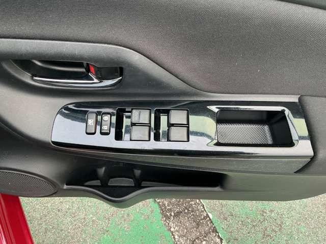 ヴィッツ Ｆ　セーフティーエディションＩＩＩ　１．０　Ｆ　セーフティ　エディションＩＩＩ　セ－フティパッケイジ　社外メモリ－ナビ　バックモニタ－　ＬＥＤヘッドライト　インテリジェントキ－（22枚目）