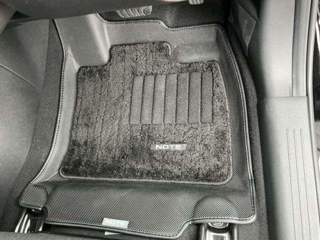 ノート Ｘ　１．２　Ｘ　プロパイロット　ＳＯＳコール　ＥＴＣ２．０　ＬＥＤヘッドライト　エマジェンシ－ブレ－キ　アクティブヘッドランプ　アランドビュ－モニタ－（32枚目）