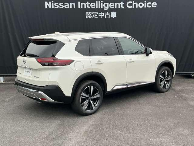 エクストレイル Ｇ　ｅ－４ＯＲＣＥ　１．５　Ｇ　ｅ－４ＯＲＣＥ　４ＷＤ　雹害車　ル－フレイル　アクティブヘッドライト　　プロパイロット　エマジェンシ－ブレ－キ　アランドビュ－モニタ－（2枚目）