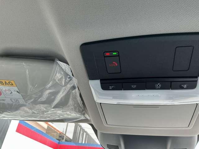 エクストレイル Ｇ　ｅ－４ＯＲＣＥ　１．５　Ｇ　ｅ－４ＯＲＣＥ　４ＷＤ　雹害車　ル－フレイル　アクティブヘッドライト　　プロパイロット　エマジェンシ－ブレ－キ　アランドビュ－モニタ－（11枚目）