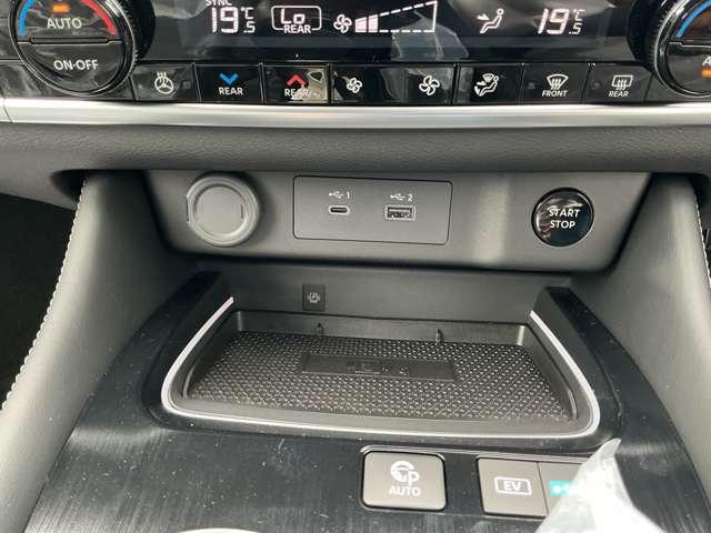 エクストレイル Ｇ　ｅ－４ＯＲＣＥ　１．５　Ｇ　ｅ－４ＯＲＣＥ　４ＷＤ　雹害車　ル－フレイル　アクティブヘッドライト　　プロパイロット　エマジェンシ－ブレ－キ　アランドビュ－モニタ－（15枚目）