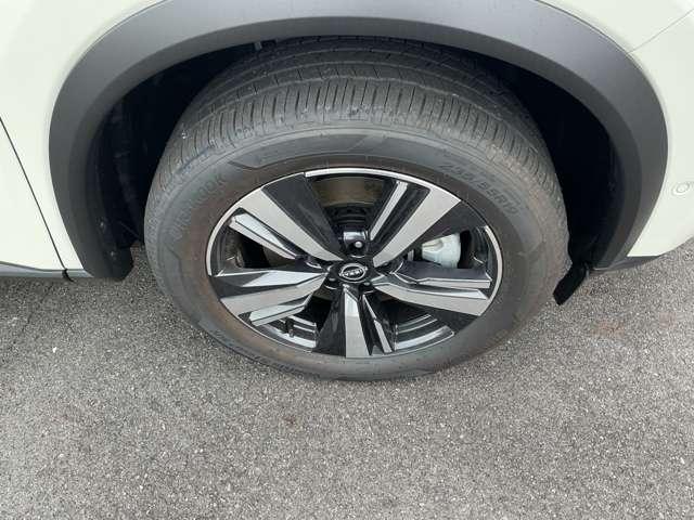 エクストレイル Ｇ　ｅ－４ＯＲＣＥ　１．５　Ｇ　ｅ－４ＯＲＣＥ　４ＷＤ　雹害車　ル－フレイル　アクティブヘッドライト　　プロパイロット　エマジェンシ－ブレ－キ　アランドビュ－モニタ－（17枚目）