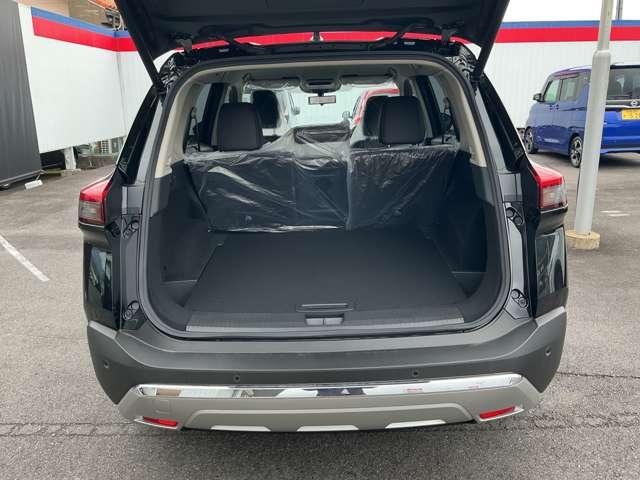 エクストレイル Ｇ　ｅ－４ＯＲＣＥ　１．５　Ｇ　ｅ－４ＯＲＣＥ　４ＷＤ　雹害車　ル－フレイル　アクティブヘッドライト　　プロパイロット　エマジェンシ－ブレ－キ　アランドビュ－モニタ－（39枚目）