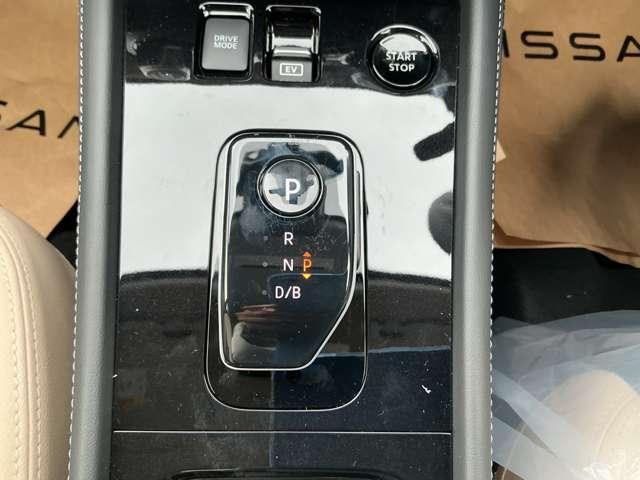 キックス 1.2 X ツートーン インテリアエディション (e-POWER) 雹害車 シ-トヒ-タ- SOSコール LEDヘ(16枚目)