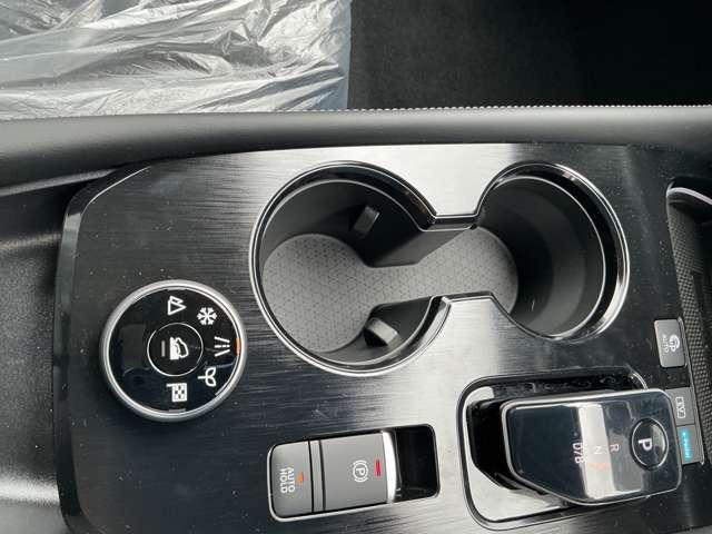 エクストレイル Ｇ　ｅ－４ＯＲＣＥ　１．５　Ｇ　ｅ－４ＯＲＣＥ　４ＷＤ　雹害車　メ－カ－ナビ　ＳＯＳコール　ＬＥＤヘッドライト　エマジェンシ－ブレ－キ　アランドビュ－モニタ－　アクティブヘッドランプ（19枚目）