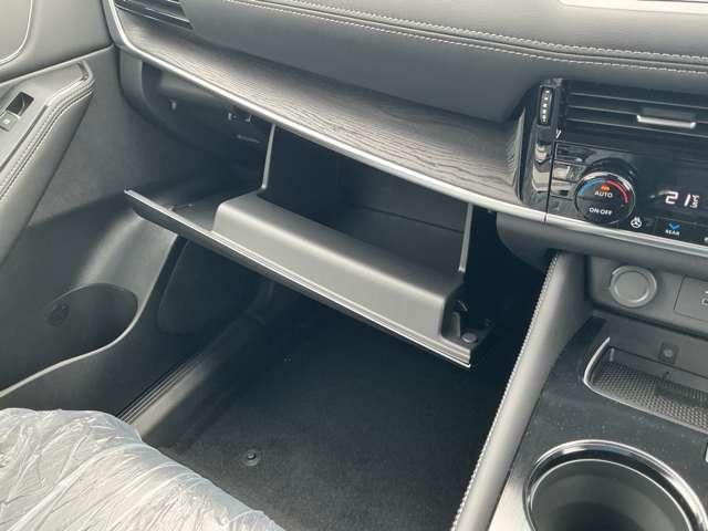 エクストレイル Ｇ　ｅ－４ＯＲＣＥ　１．５　Ｇ　ｅ－４ＯＲＣＥ　４ＷＤ　雹害車　メ－カ－ナビ　ＳＯＳコール　ＬＥＤヘッドライト　エマジェンシ－ブレ－キ　アランドビュ－モニタ－　アクティブヘッドランプ（24枚目）