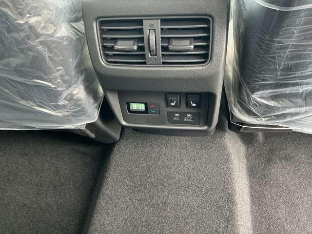 エクストレイル Ｇ　ｅ－４ＯＲＣＥ　１．５　Ｇ　ｅ－４ＯＲＣＥ　４ＷＤ　雹害車　メ－カ－ナビ　ＳＯＳコール　ＬＥＤヘッドライト　エマジェンシ－ブレ－キ　アランドビュ－モニタ－　アクティブヘッドランプ（33枚目）