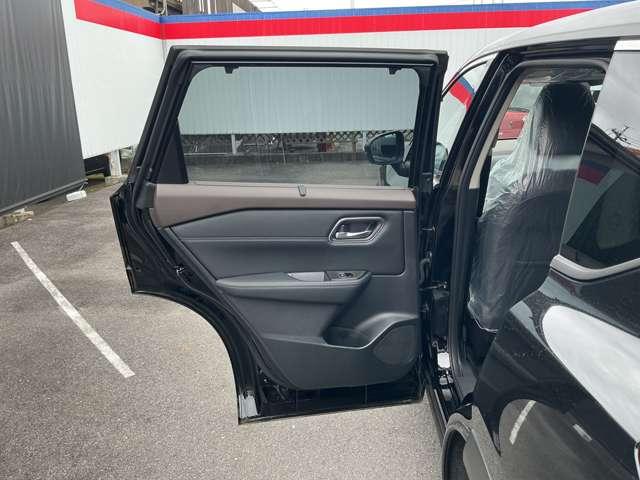 エクストレイル Ｇ　ｅ－４ＯＲＣＥ　１．５　Ｇ　ｅ－４ＯＲＣＥ　４ＷＤ　雹害車　メ－カ－ナビ　ＳＯＳコール　ＬＥＤヘッドライト　エマジェンシ－ブレ－キ　アランドビュ－モニタ－　アクティブヘッドランプ（53枚目）