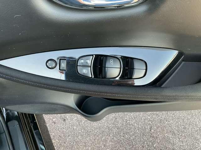 リーフ X Vセレクション 前後シ-トヒ-タ- プロパイロット エマジェンシ-ブレ-キ アランドビュ-モニタ- オ-トマチックハイビ-ム オ-トエアコン ドライブレコ-ダ-(28枚目)