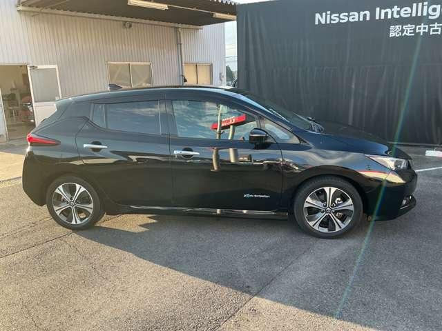 リーフ X Vセレクション 前後シ-トヒ-タ- プロパイロット エマジェンシ-ブレ-キ アランドビュ-モニタ- オ-トマチックハイビ-ム オ-トエアコン ドライブレコ-ダ-(44枚目)