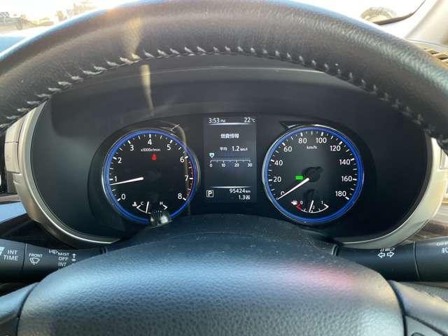 エルグランド ２５０ハイウェイスターＳ　ニスモローダウンキット　メモリ－ナビ　バックモニタ－　ＬＥＤヘッドライト　ドライブレコ－ダー　オ－トクル－ズ　オ－トエアコン（5枚目）