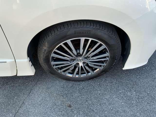 エルグランド ２５０ハイウェイスターＳ　ニスモローダウンキット　メモリ－ナビ　バックモニタ－　ＬＥＤヘッドライト　ドライブレコ－ダー　オ－トクル－ズ　オ－トエアコン（18枚目）