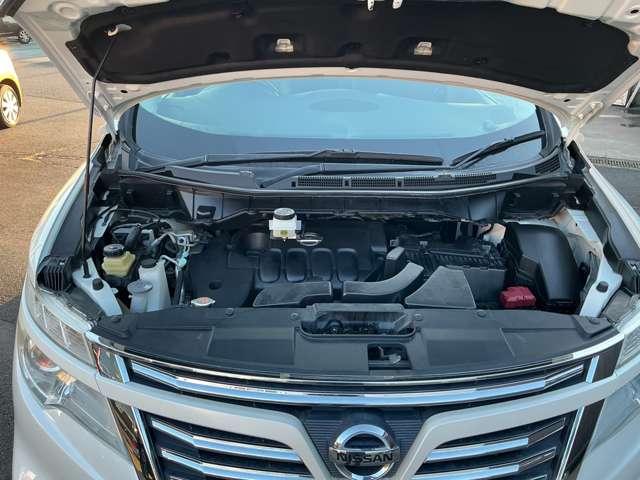 エルグランド ２５０ハイウェイスターＳ　ニスモローダウンキット　メモリ－ナビ　バックモニタ－　ＬＥＤヘッドライト　ドライブレコ－ダー　オ－トクル－ズ　オ－トエアコン（20枚目）